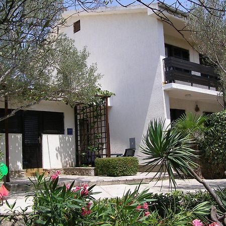 Apartments Dunoti Krk Town Exterior photo