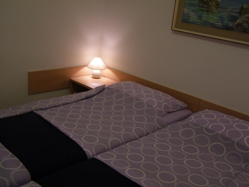 Apartments Dunoti Krk Town Room photo